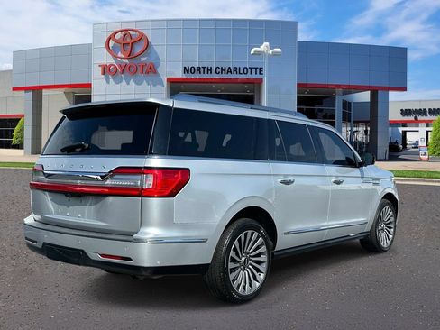 Used 2019 Lincoln Navigator L Reserve AWD/4WD image 7