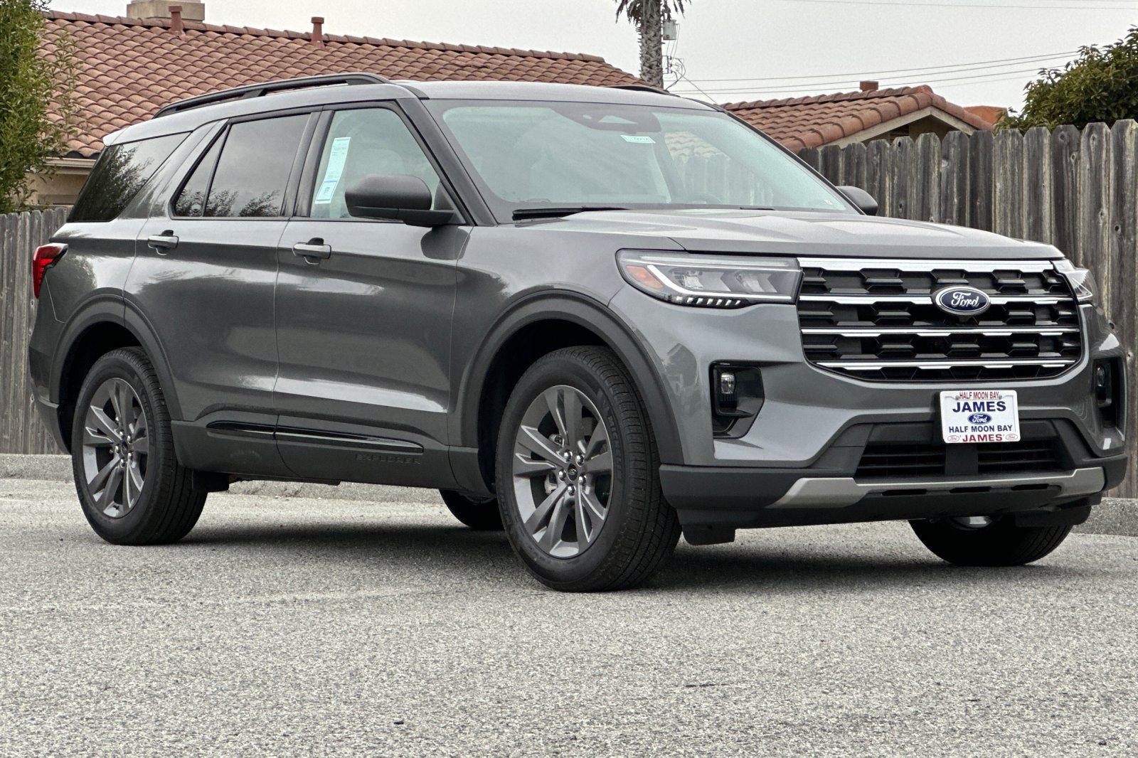 New 2026 Ford Explorer Active w/ Active Comfort Package AWD/4WD image 7