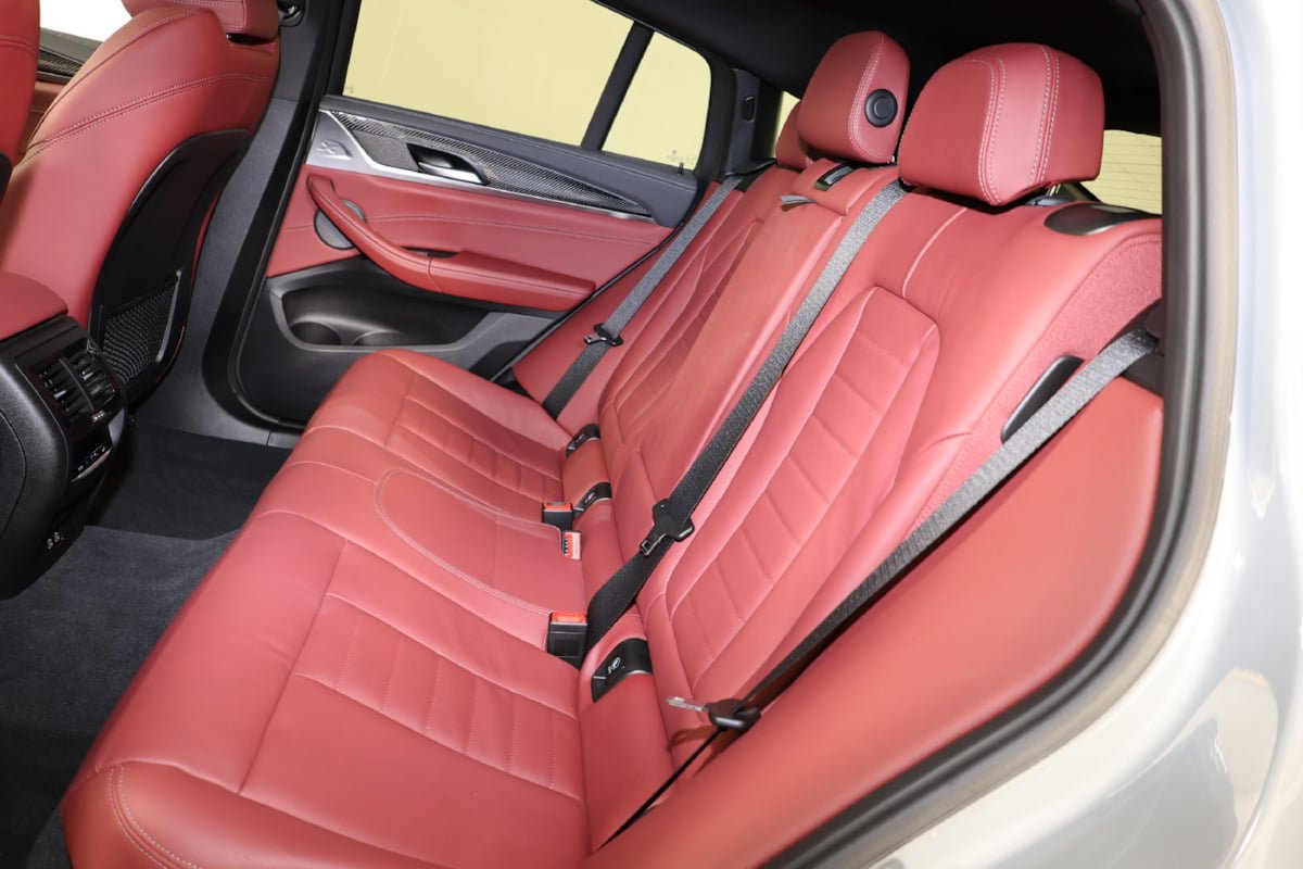 Used 2024 BMW X4 M40i w/ Premium Package AWD/4WD image 11
