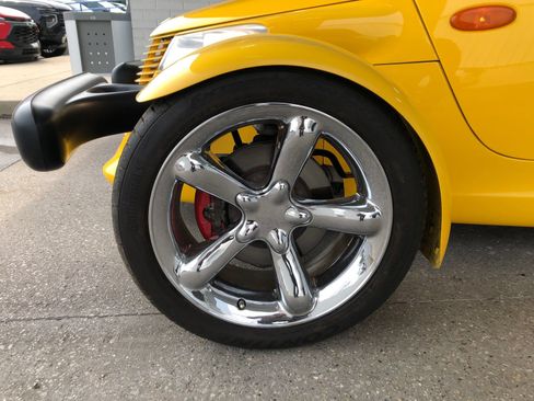 Used 2000 Plymouth Prowler RWD image 4