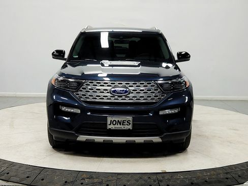 Used 2024 Ford Explorer Limited w/ Limited Technology Package image 2