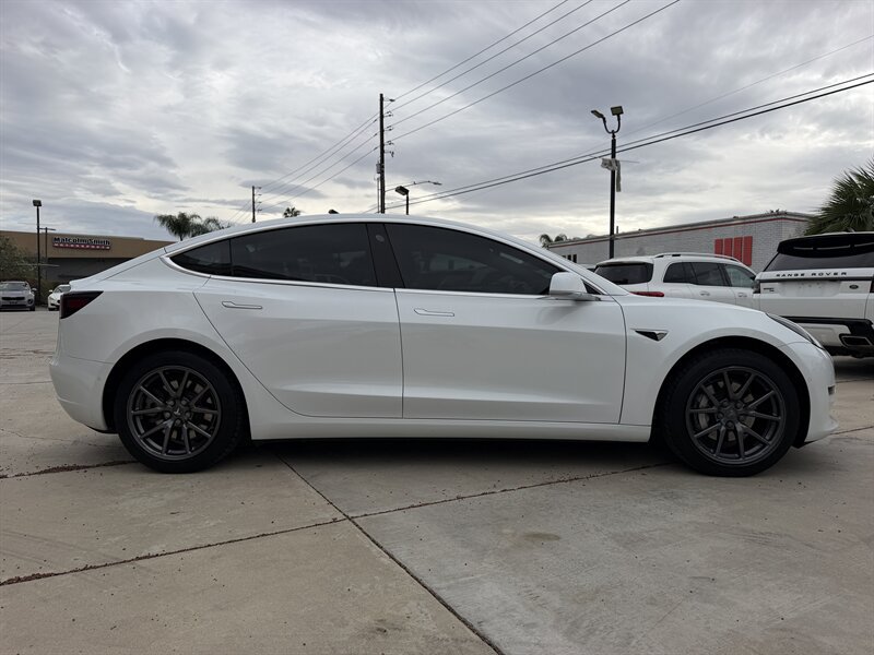 Used 2018 Tesla Model 3 Long Range AWD/4WD image 5