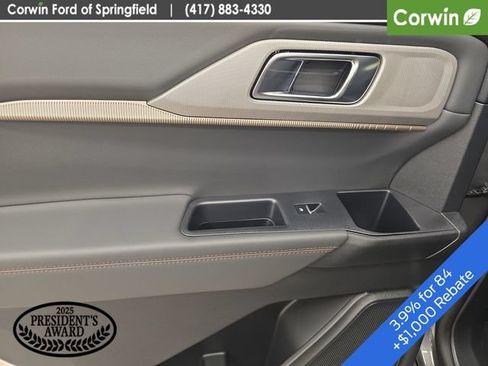 New 2026 Ford Explorer Active AWD/4WD image 20