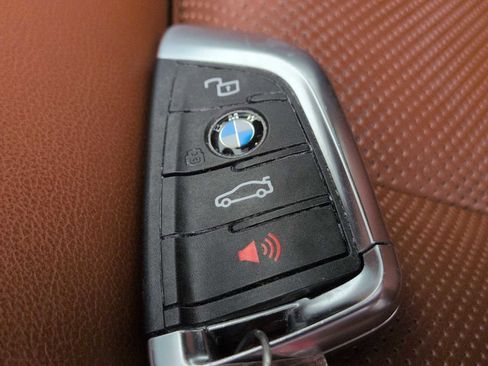 Used 2023 BMW M4 Coupe w/ M Driver's Package image 39