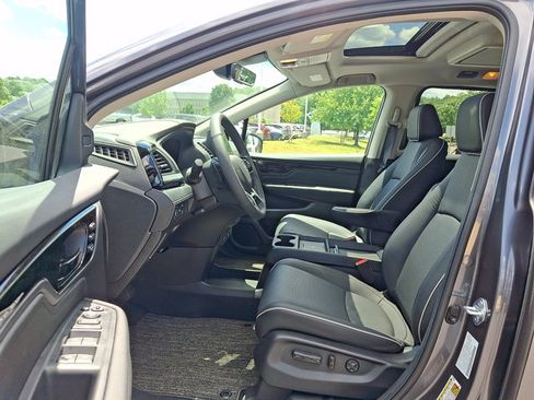 Certified 2026 Honda Odyssey Elite image 17