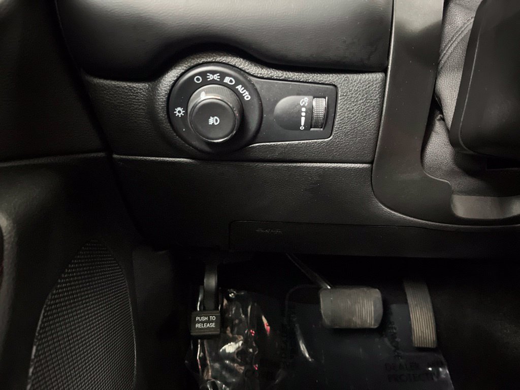 Used 2023 Dodge Durango GT AWD/4WD image 61