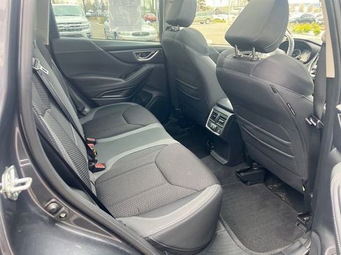 Used 2023 Subaru Forester Premium image 17