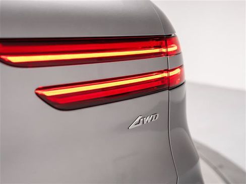 New 2026 Genesis GV70 2.5T Advanced AWD/4WD image 16