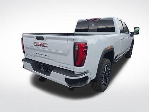 New 2026 GMC Sierra 2500 Denali w/ Denali Reserve Package AWD/4WD image 6