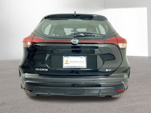 Used 2023 Nissan Kicks SV image 30