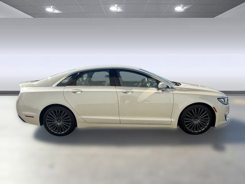 Used 2018 Lincoln MKZ Reserve image 8