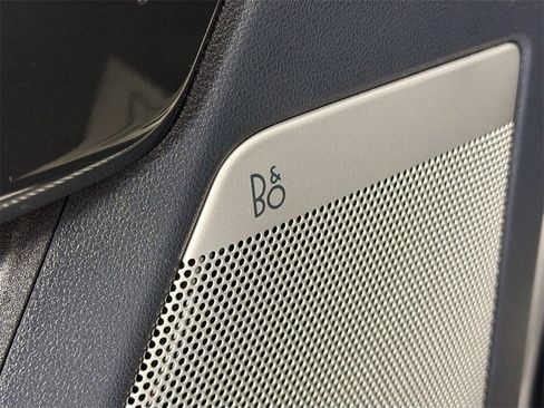 Used 2023 Ford F150 Lariat image 18