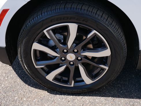 Used 2022 Chevrolet Equinox Premier AWD/4WD image 15