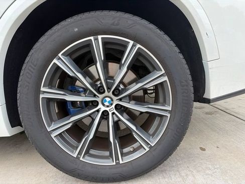 Used 2023 BMW X5 xDrive40i w/ Executive Package AWD/4WD image 10