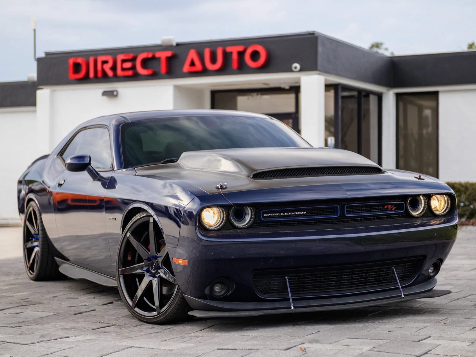 Used 2016 Dodge Challenger R/T Plus RWD image 1