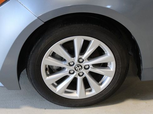 Used 2025 Toyota Corolla LE w/ LE Premium Package image 7