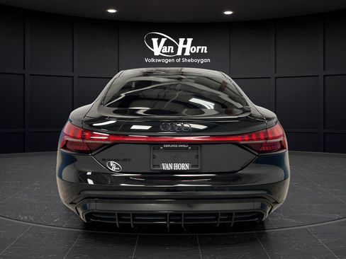 Used 2022 Audi e-tron GT Prestige w/ Prestige Package AWD/4WD image 6