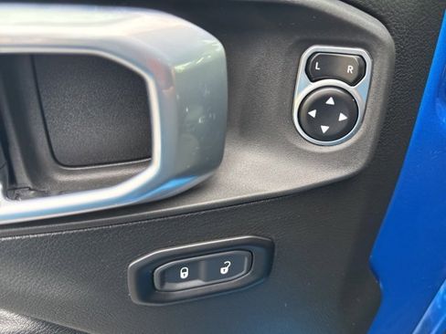 Used 2024 Jeep Wrangler Sport S image 18