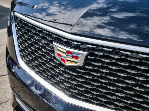 Used 2020 Cadillac XT6 Premium Luxury image 10