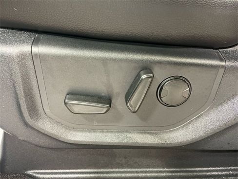 Used 2019 Ford F150 Lariat w/ Equipment Group 502A Luxury image 12