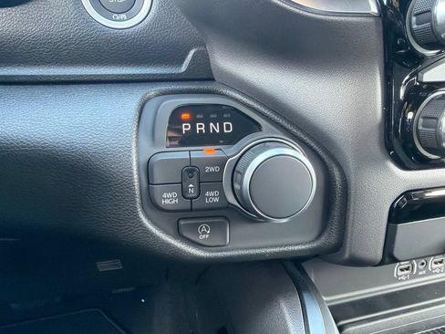 New 2026 RAM 1500 Express AWD/4WD image 13