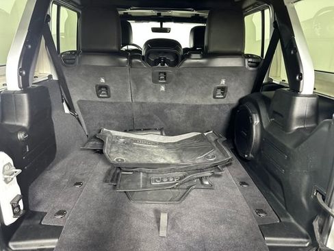 Used 2020 Jeep Wrangler Unlimited Rubicon image 25