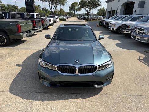 Used 2020 BMW 330i Sedan w/ Premium Package RWD image 38