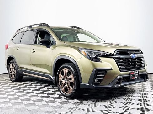 Used 2025 Subaru Ascent Bronze Edition AWD/4WD image 1