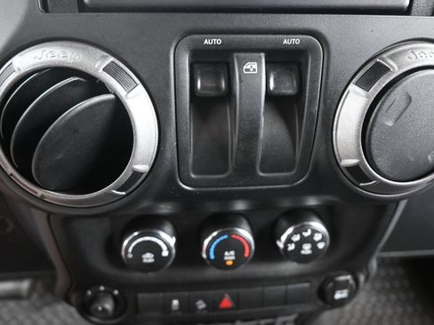 Used 2013 Jeep Wrangler Sport AWD/4WD image 24