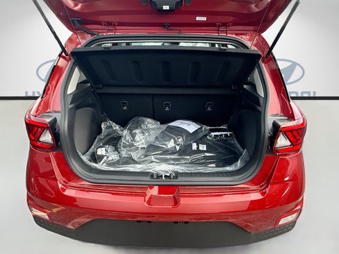 New 2026 Hyundai Venue SEL FWD image 18