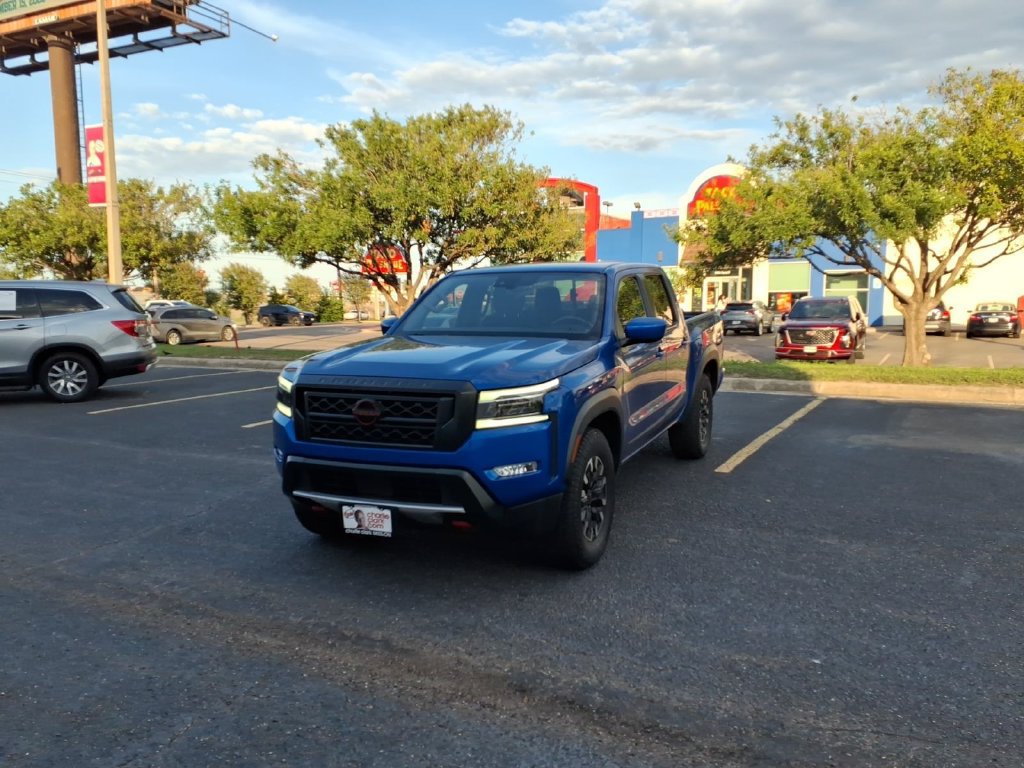 Used 2024 Nissan Frontier Pro-X RWD image 1