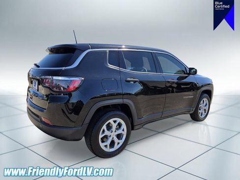 Used 2024 Jeep Compass Sport AWD/4WD image 4
