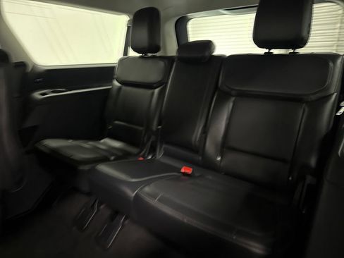 Used 2025 Ford Expedition Max Platinum AWD/4WD image 13