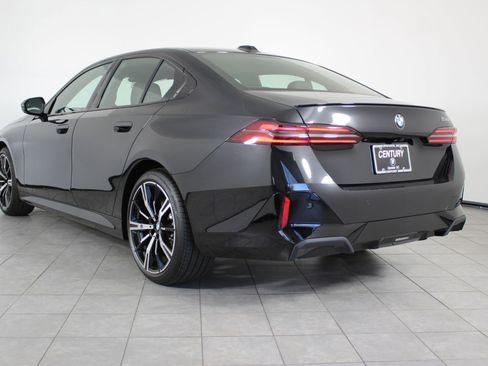 New 2026 BMW 530i w/ M Sport Package image 3