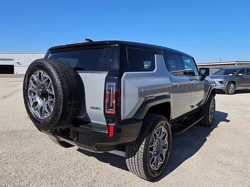 New 2025 GMC Hummer EV 3X image 25