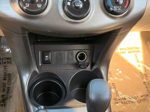 Used 2012 Toyota RAV4 FWD w/ Value Pkg image 25