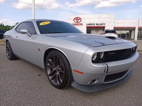 Used 2022 Dodge Challenger R/T Scat Pack w/ Driver Convenience Group RWD image 1