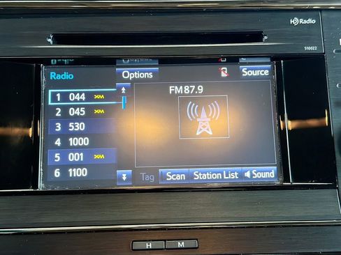 Used 2015 Toyota Avalon XLE image 14