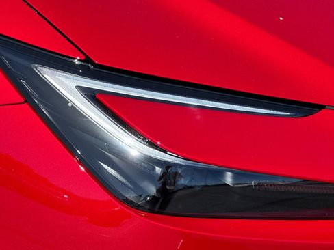 New 2026 Toyota Prius Plug-In Hybrid FWD image 31