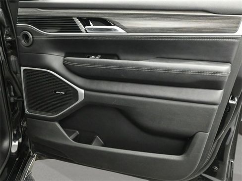 Used 2023 Jeep Wagoneer Series II image 21