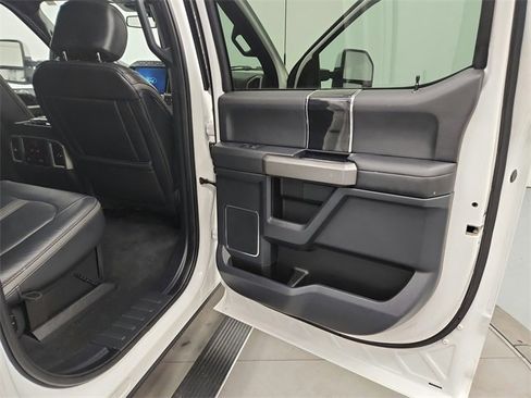 Used 2022 Ford F250 Platinum image 43