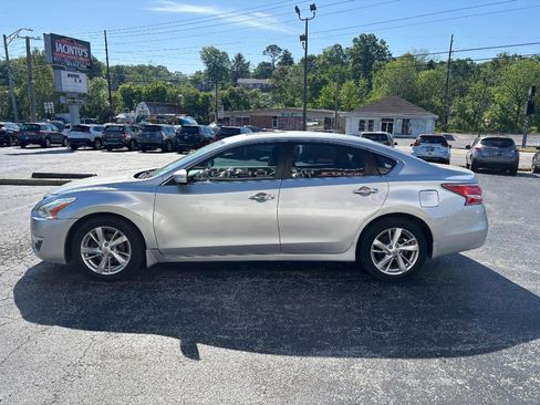 Used 2013 Nissan Altima 2.5 SL w/ 2.5 Moonroof Pkg image 6