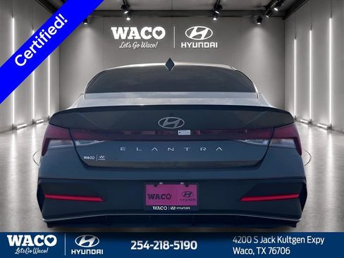 Used 2025 Hyundai Elantra Sport FWD image 11