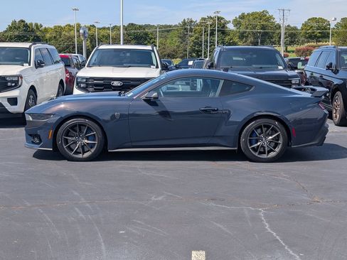 Used 2024 Ford Mustang Dark Horse RWD image 8