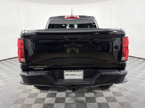 Certified 2023 Chevrolet Colorado Z71 w/ Z71 Convenience Package 2 AWD/4WD image 5