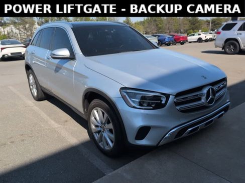 Used 2020 Mercedes-Benz GLC 300 4MATIC w/ Multimedia Package image 3