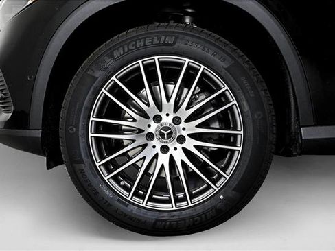 Used 2026 Mercedes-Benz GLC 300 4MATIC image 7