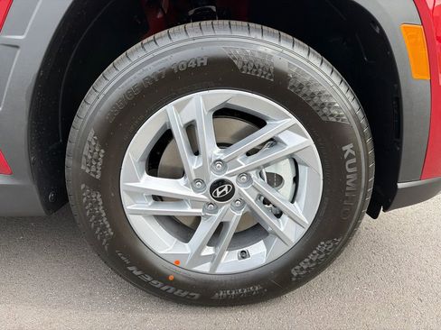 New 2026 Hyundai Tucson SE image 13