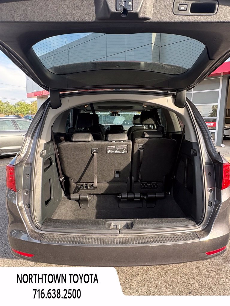 Used 2023 Honda Odyssey EX-L image 12