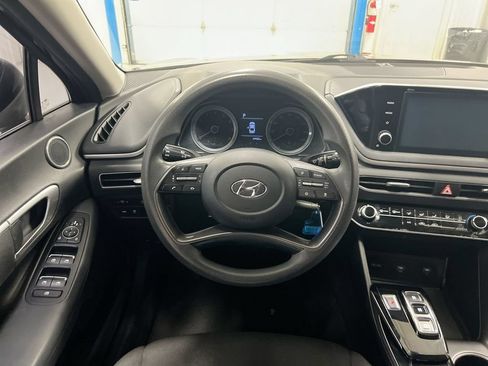 Used 2021 Hyundai Sonata SE FWD image 11
